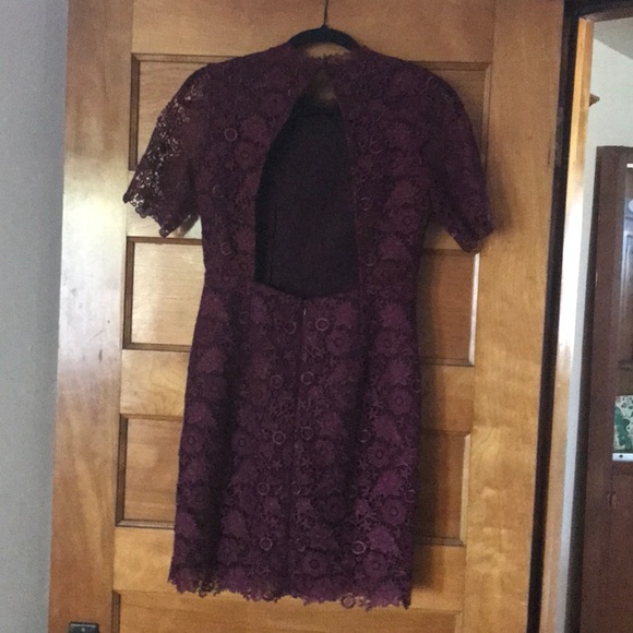 Minuet maroon lace semi-formal dress, size small - Picture 2 of 3